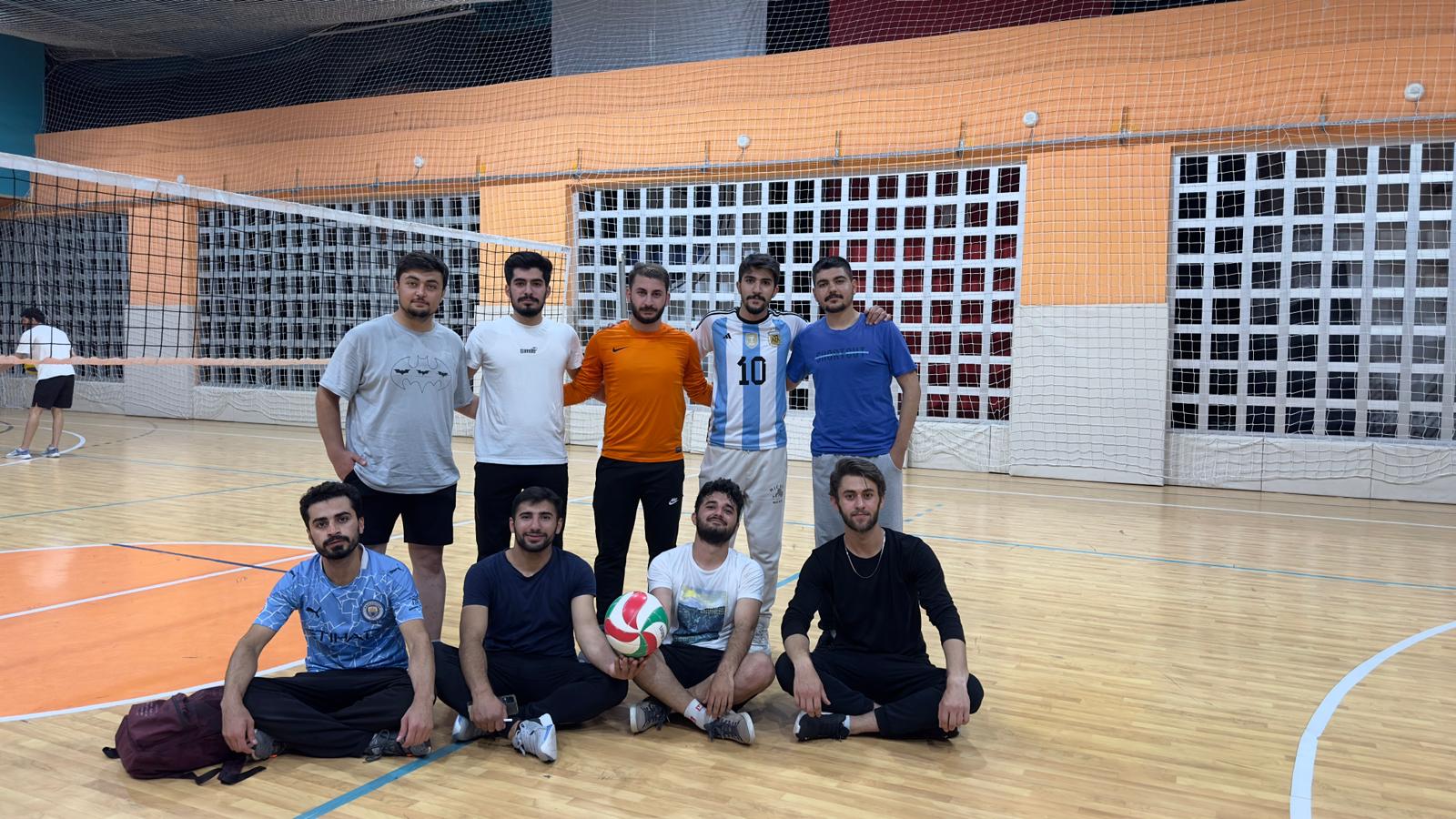  Genç İVEK'li gönüllülerimiz Voleybol Müsabakası 